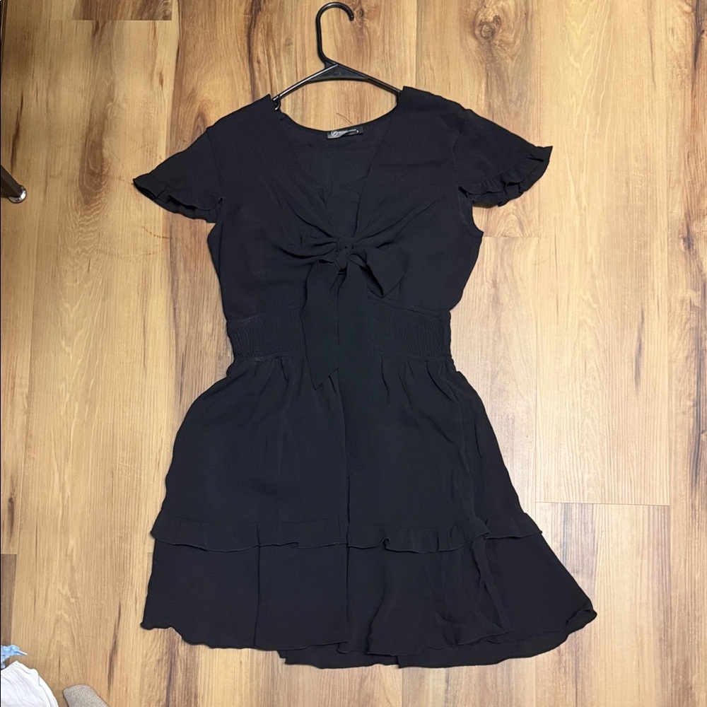Chic Black Mini Dress with Tie-Front